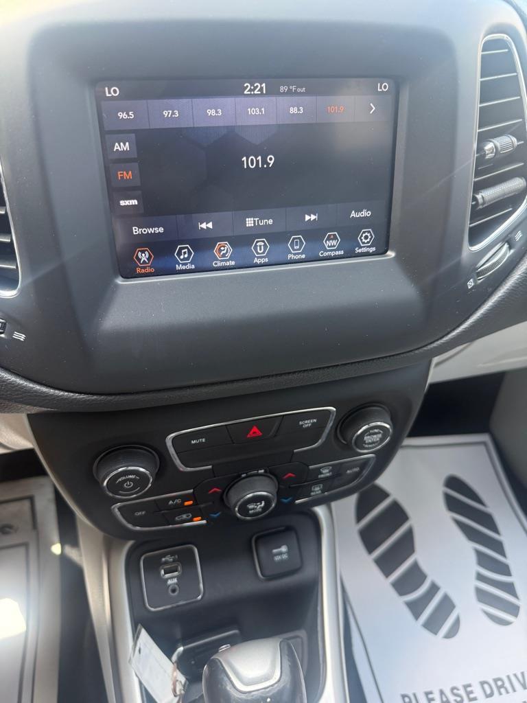 Jeep Compass photo 21
