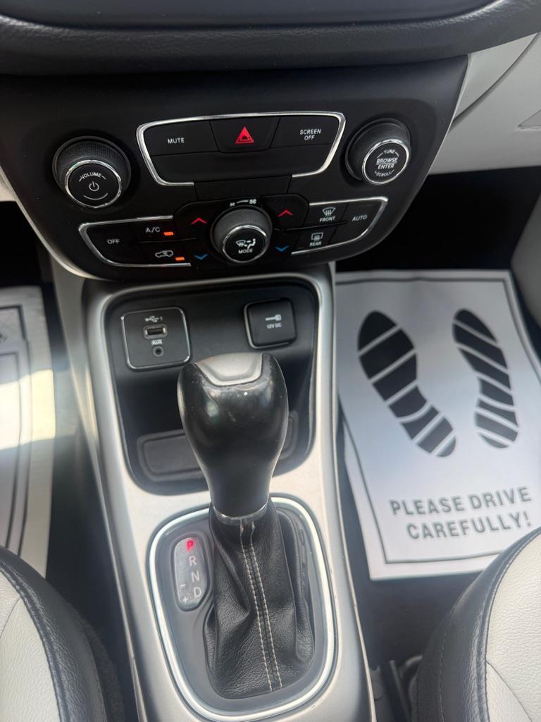 Jeep Compass photo 23