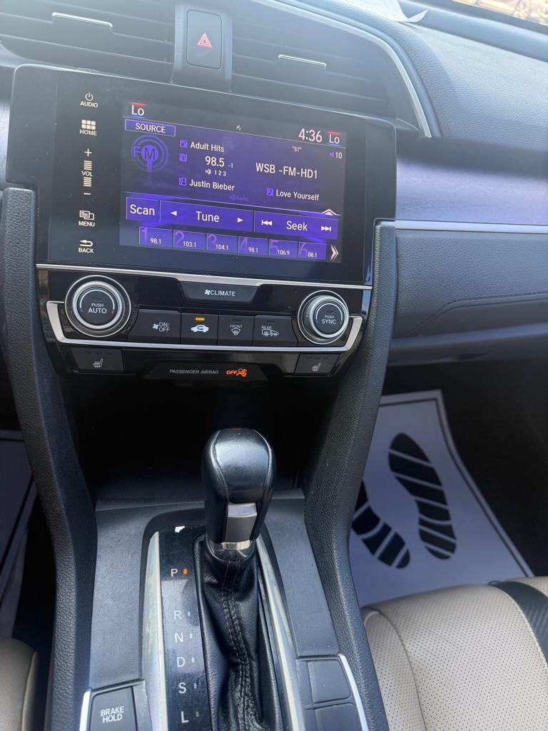 Honda Civic photo 13