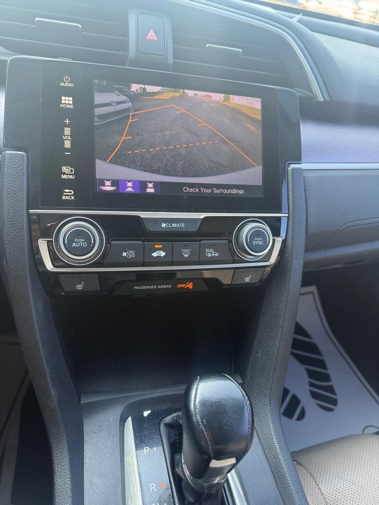 Honda Civic photo 18