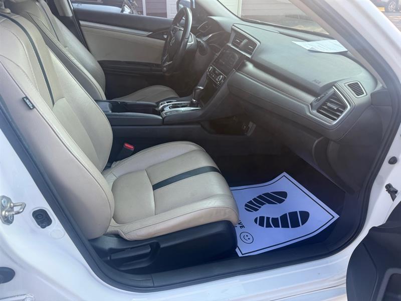 Honda Civic photo 23