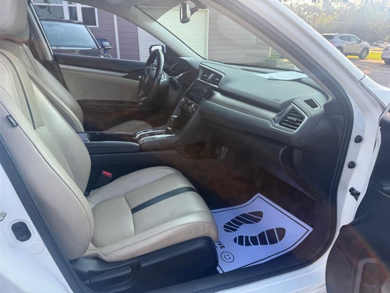 Honda Civic photo 25