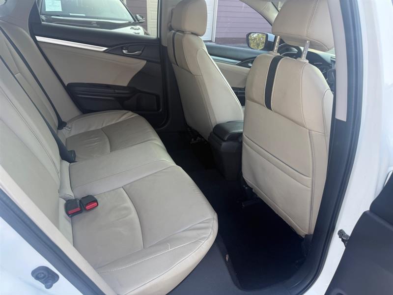 Honda Civic photo 27