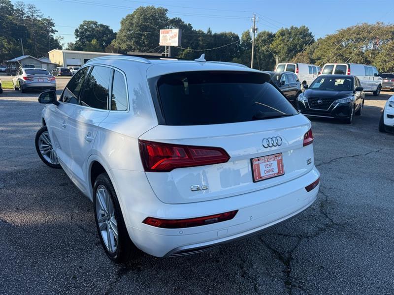 Audi Q5 2.0T Premium Plus quattro 2018