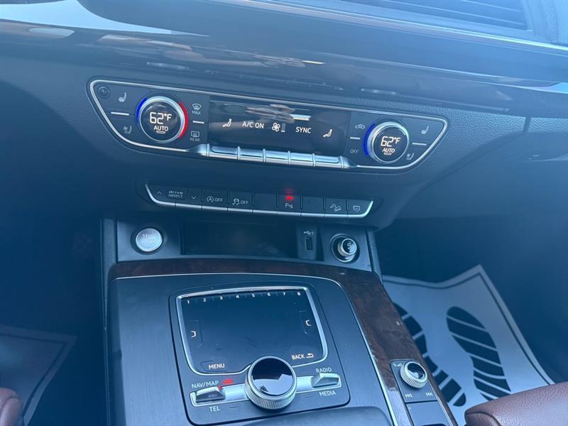 Audi Q5 2.0T Premium Plus quattro 2018