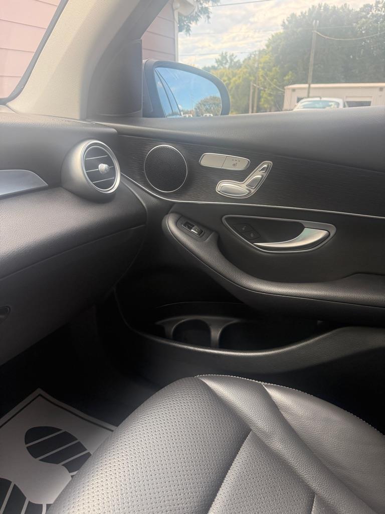 Mercedes-Benz GLC-Class photo 28