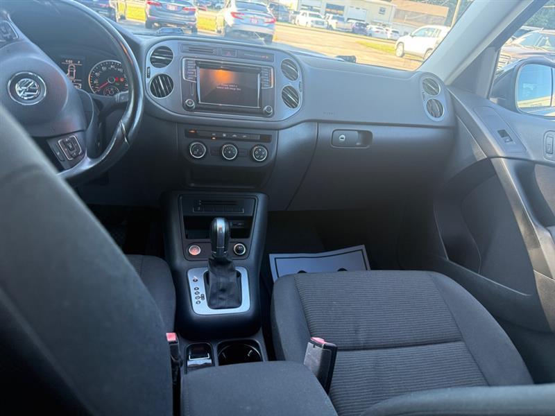 Volkswagen Tiguan photo 9