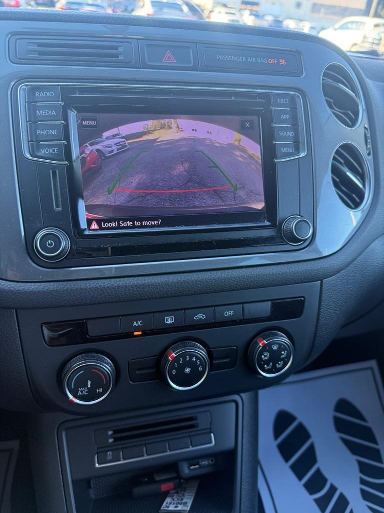 Volkswagen Tiguan photo 13