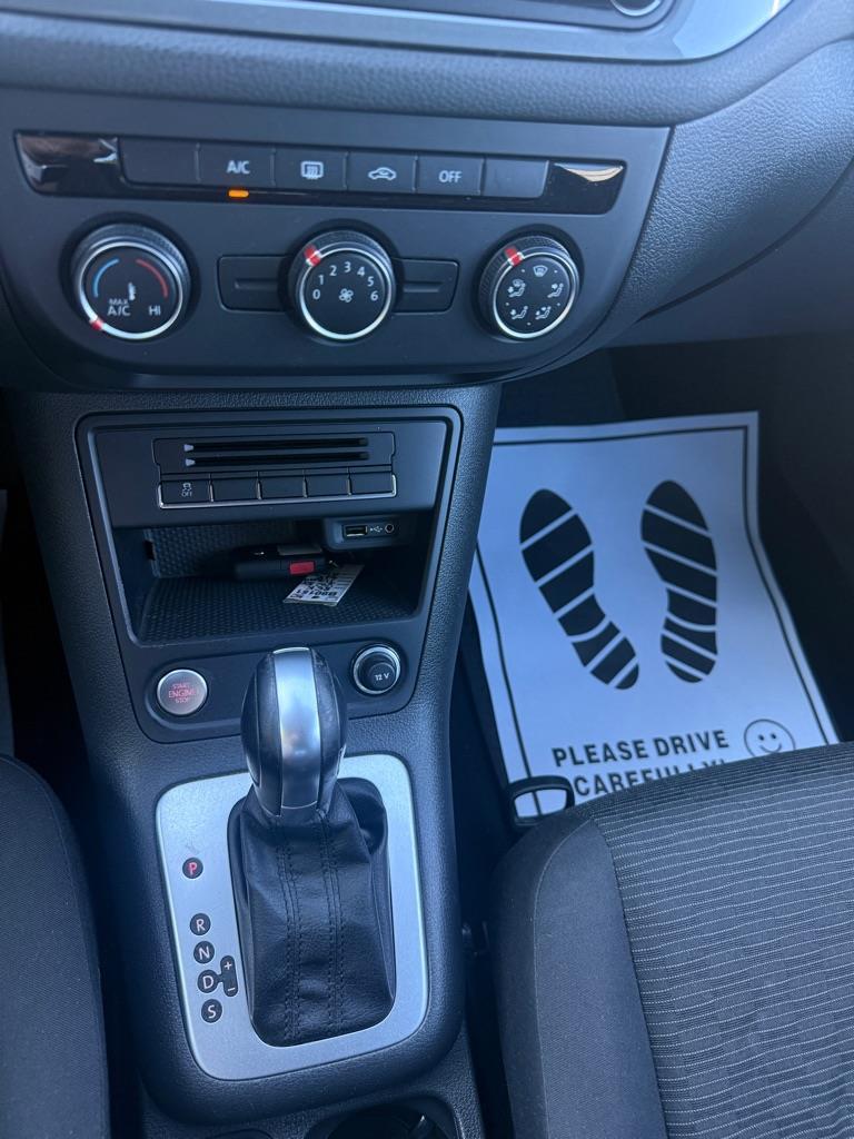 Volkswagen Tiguan photo 14