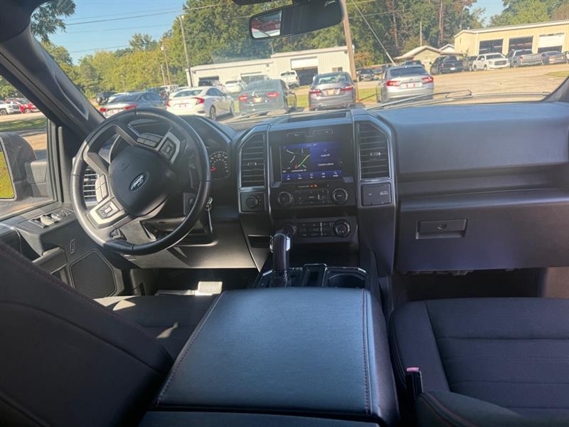 Ford F-150 photo 8