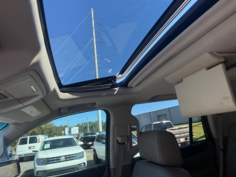 GMC Yukon photo 7