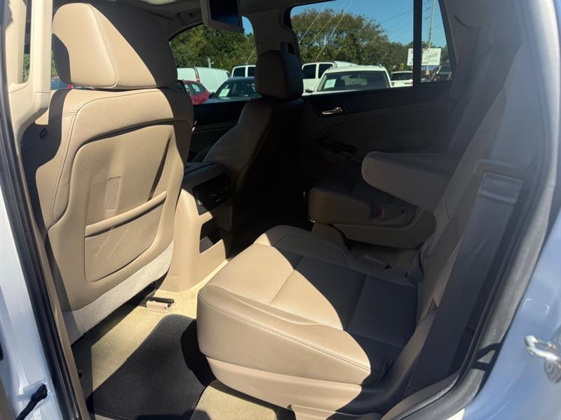 GMC Yukon photo 9