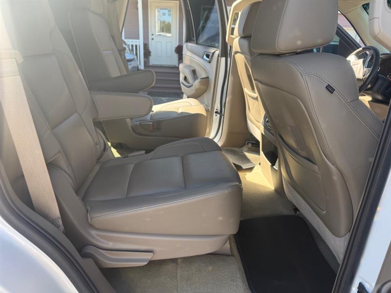 GMC Yukon photo 15