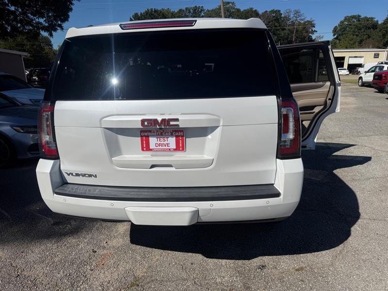 GMC Yukon photo 17