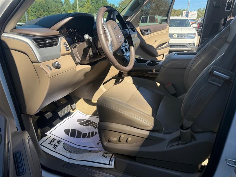 GMC Yukon photo 22