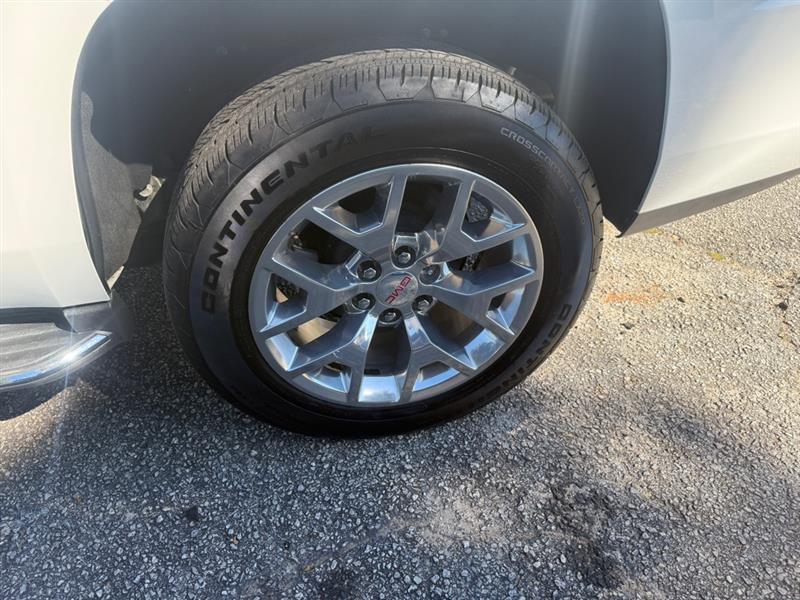 GMC Yukon photo 29