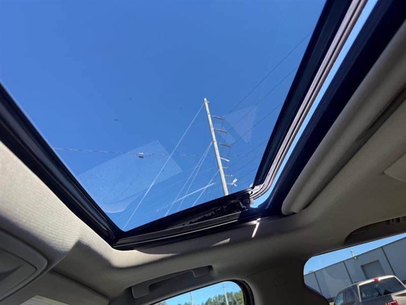 GMC Yukon photo 38