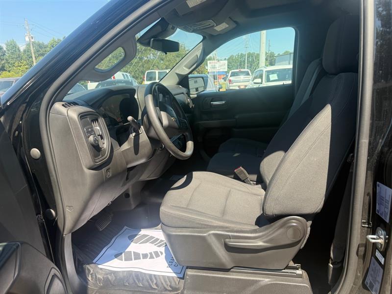 Chevrolet Silverado photo 13
