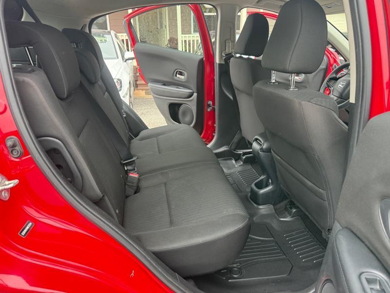 Honda HR-V photo 9