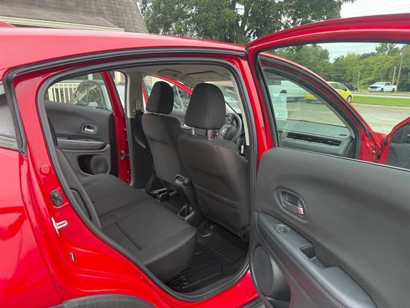 Honda HR-V photo 12