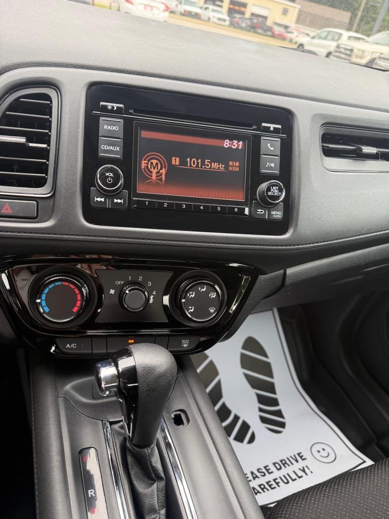 Honda HR-V photo 15