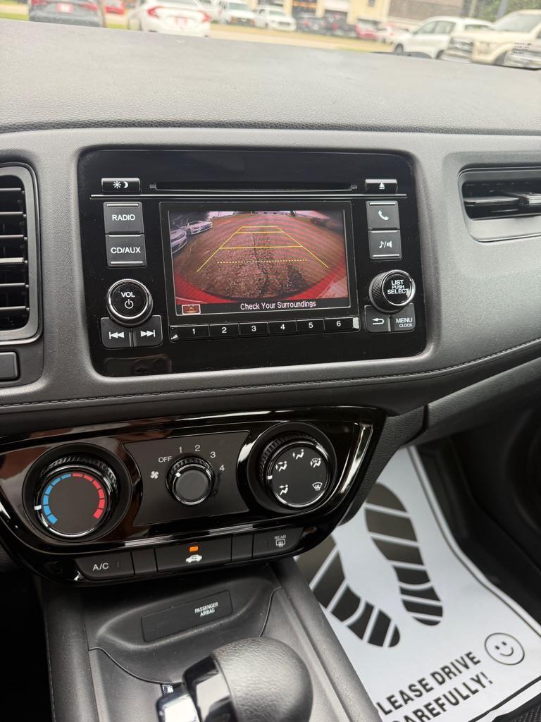 Honda HR-V photo 17