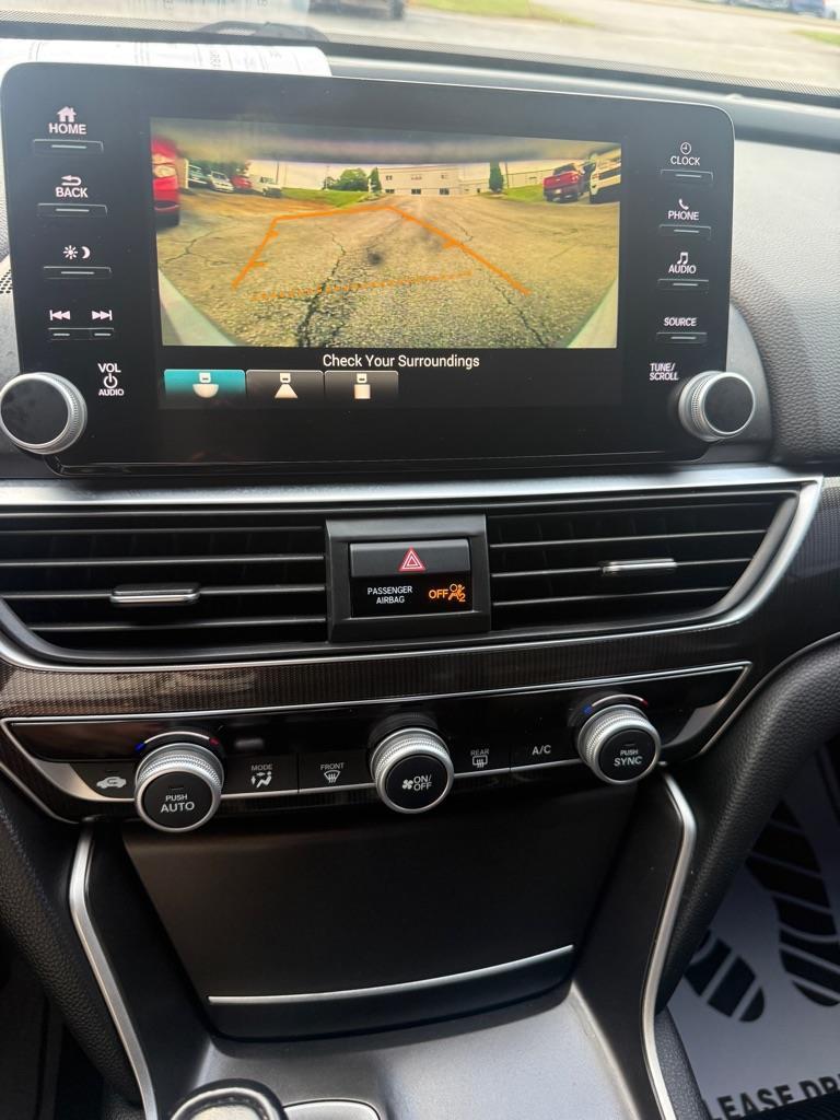 Honda Accord photo 27