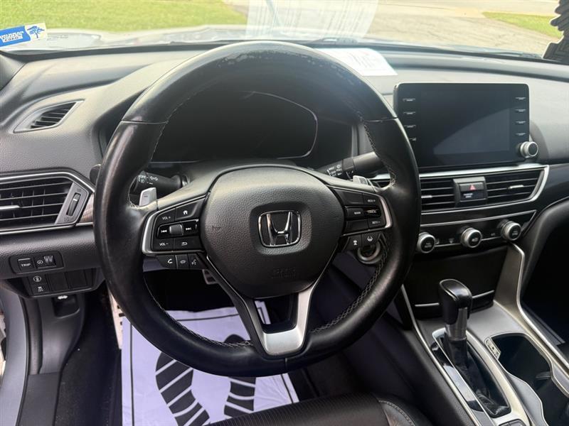 Honda Accord photo 29