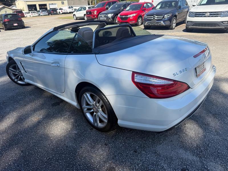 Mercedes-Benz SL-Class SL550R 2013