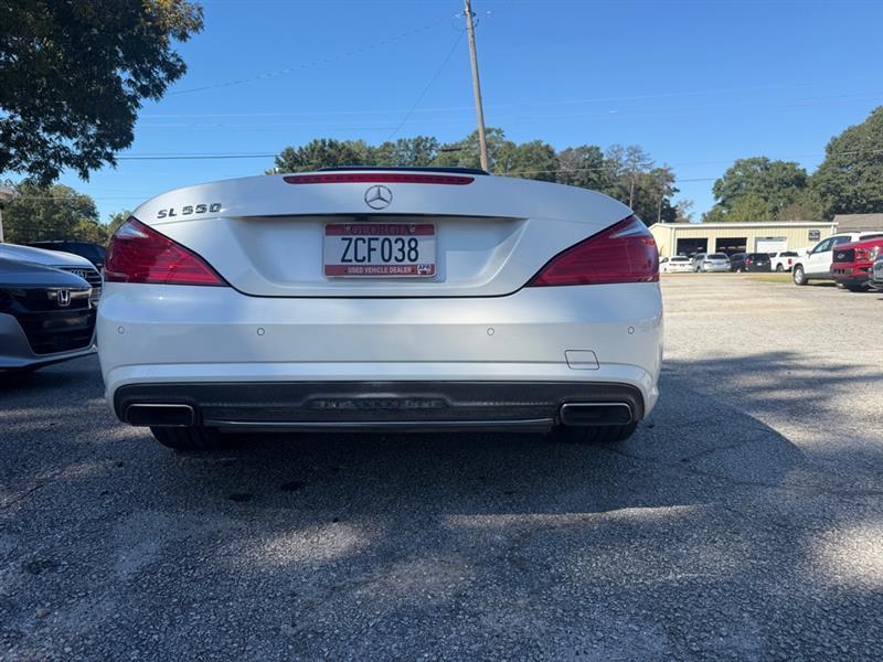 Mercedes-Benz SL-Class SL550R 2013