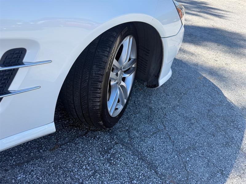 Mercedes-Benz SL-Class SL550R 2013