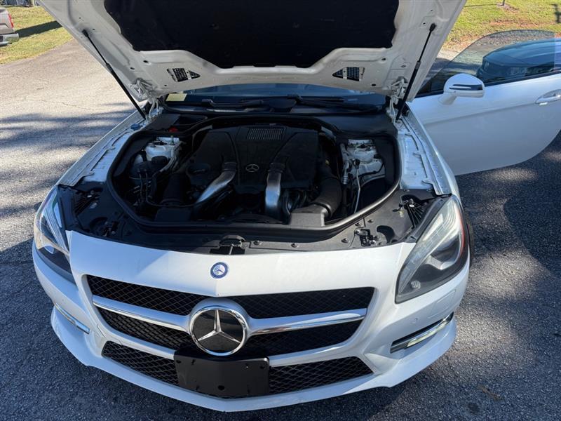 Mercedes-Benz SL-Class SL550R 2013