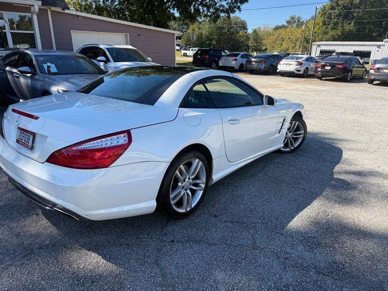 Mercedes-Benz SL-Class SL550R 2013