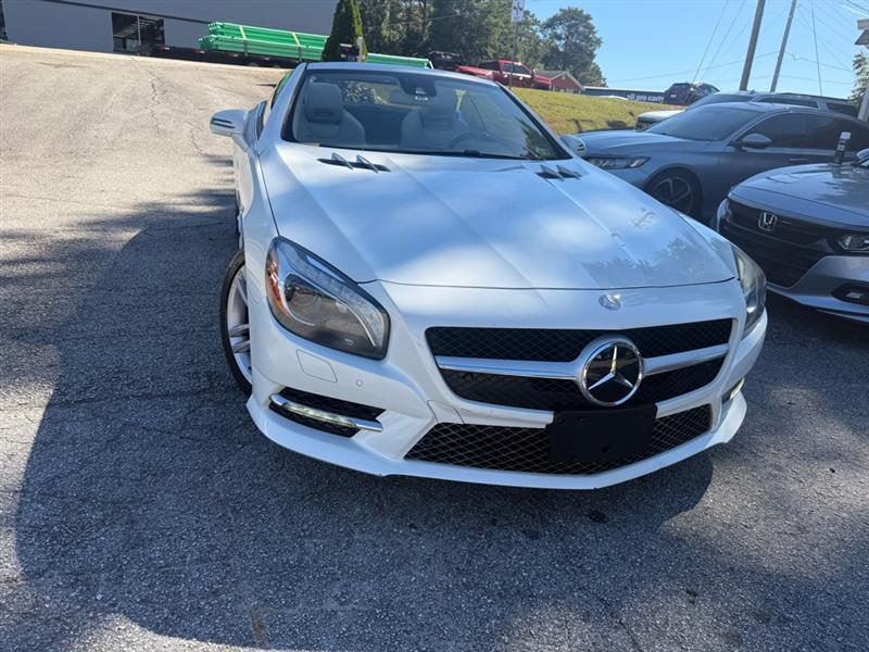 Mercedes-Benz SL-Class SL550R 2013