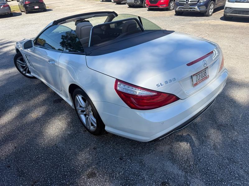 Mercedes-Benz SL-Class SL550R 2013