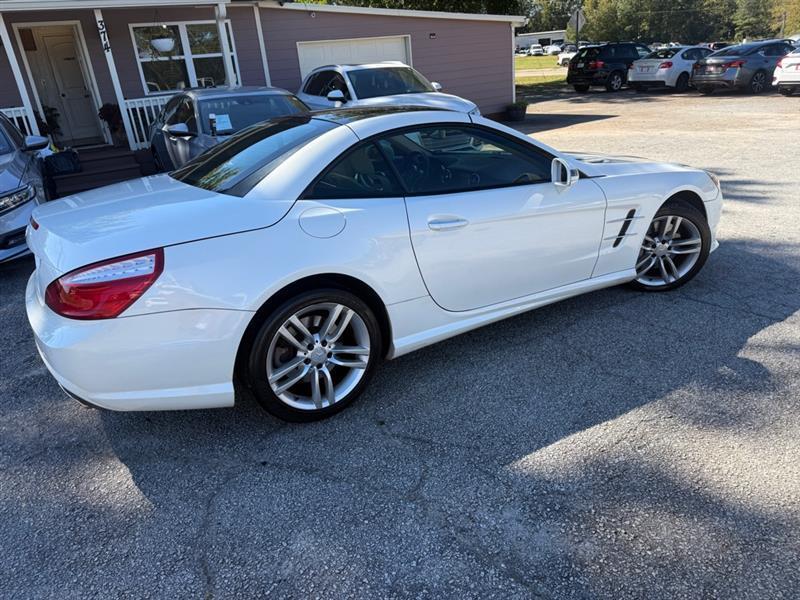 Mercedes-Benz SL-Class SL550R 2013
