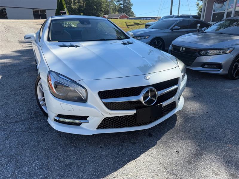 Mercedes-Benz SL-Class SL550R 2013