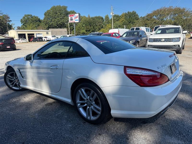 Mercedes-Benz SL-Class SL550R 2013
