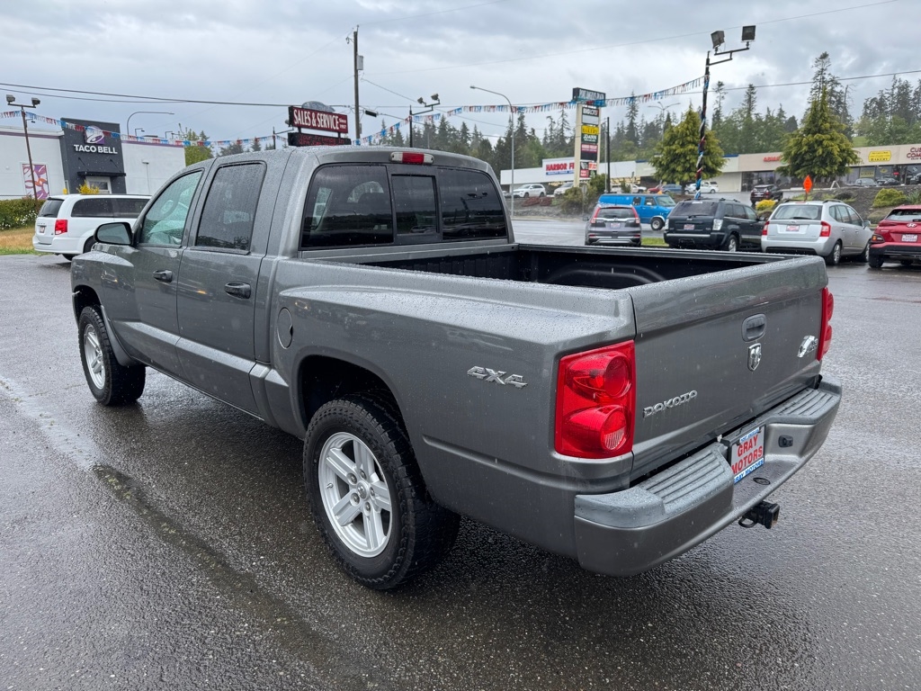 2008 Dodge Dakota SXT photo 3