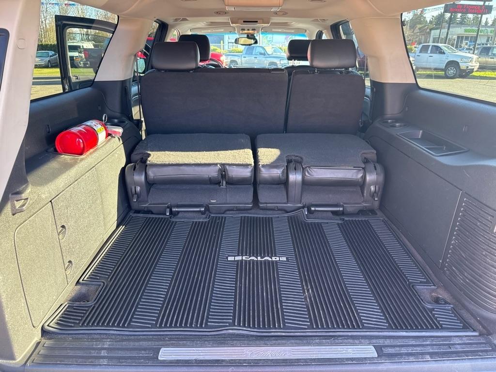 Cadillac Escalade  2008