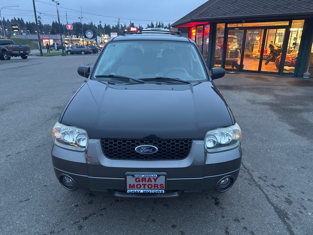 Ford Escape  2005