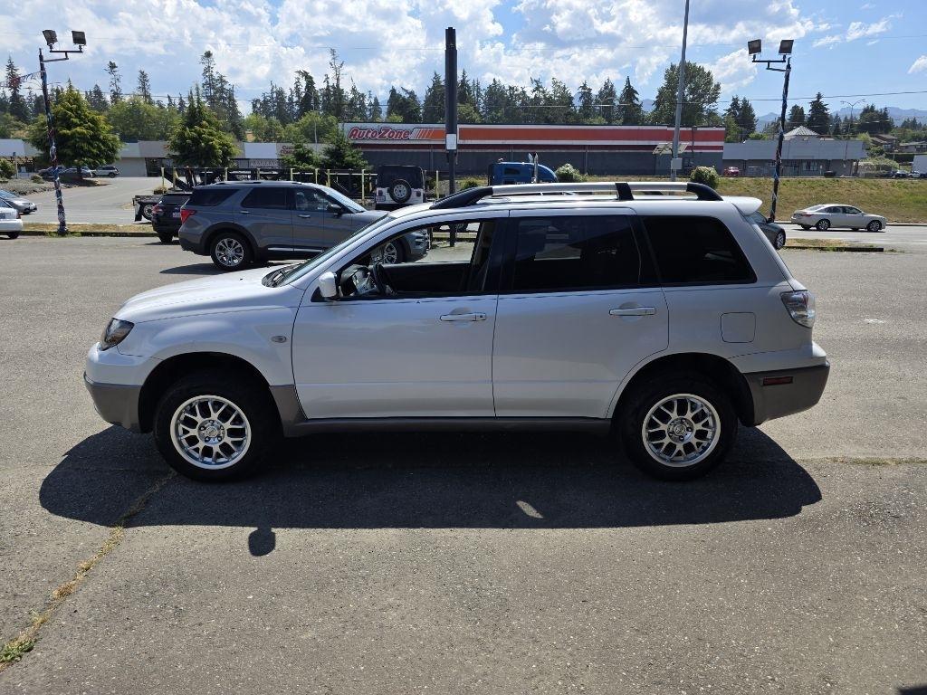 Mitsubishi Outlander  2004