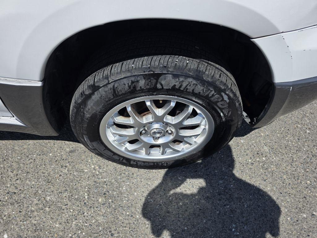 Mitsubishi Outlander  2004