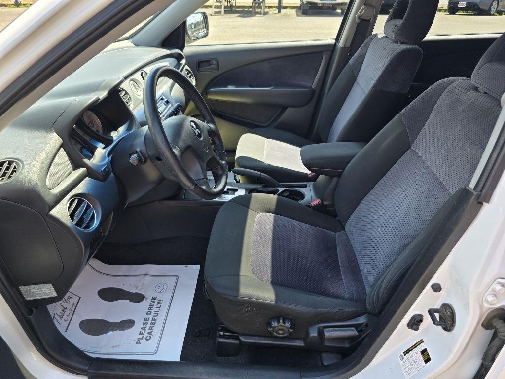 Mitsubishi Outlander  2004