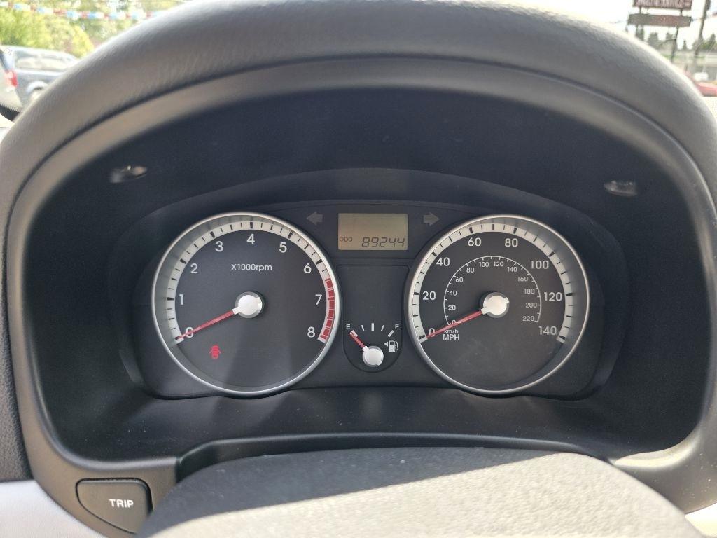 Hyundai Accent  2009