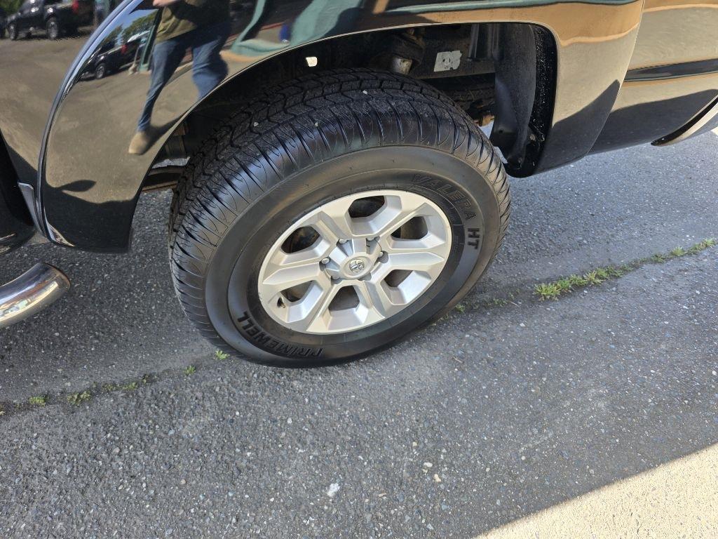Toyota Tacoma  2011