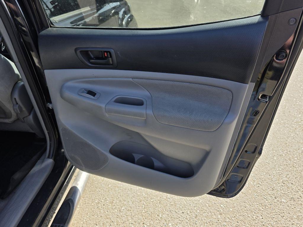 Toyota Tacoma  2011