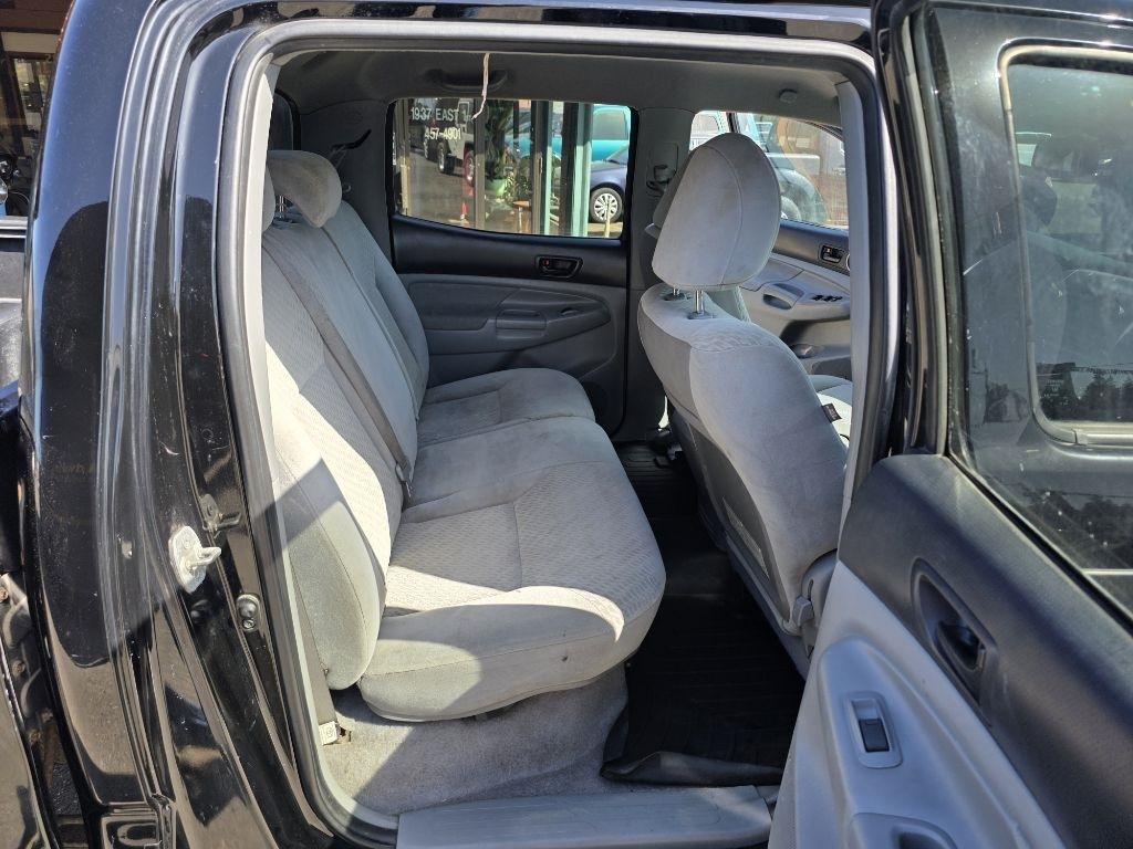 Toyota Tacoma  2011