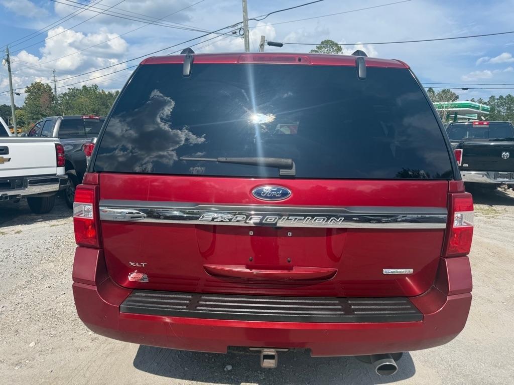 Ford Expedition 2WD 4dr XLT 2016