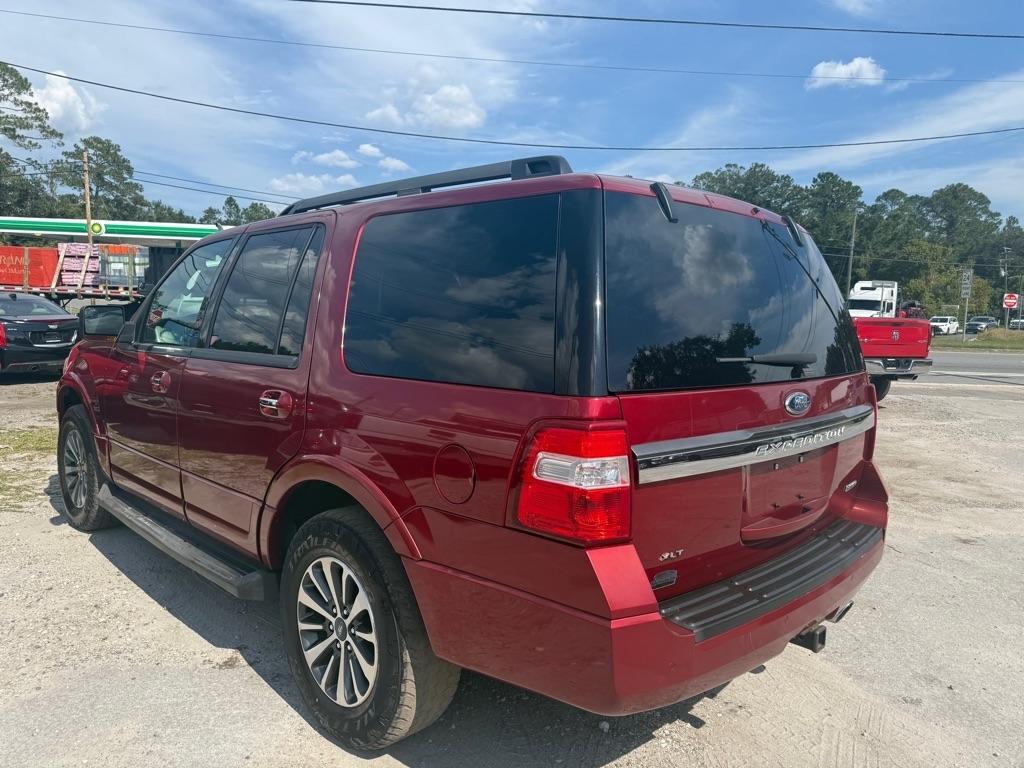 Ford Expedition 2WD 4dr XLT 2016